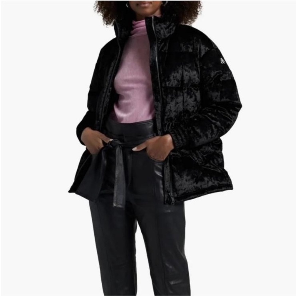 Moose knuckles black velvet down coat size M nwt